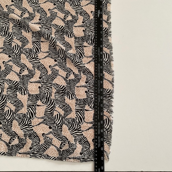 J.Crew Luxurious Zebra Print Scarf 33”x 70” Neutral Safari Novelty Soft Chic - Picture 3 of 6